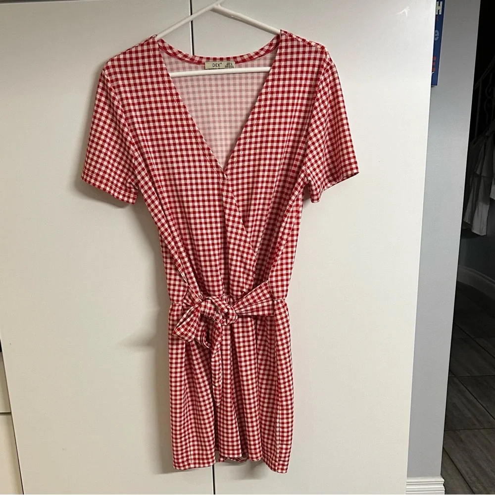 DEX red and white gingham jumpsuit/ romper size L - Picture 6 of 10